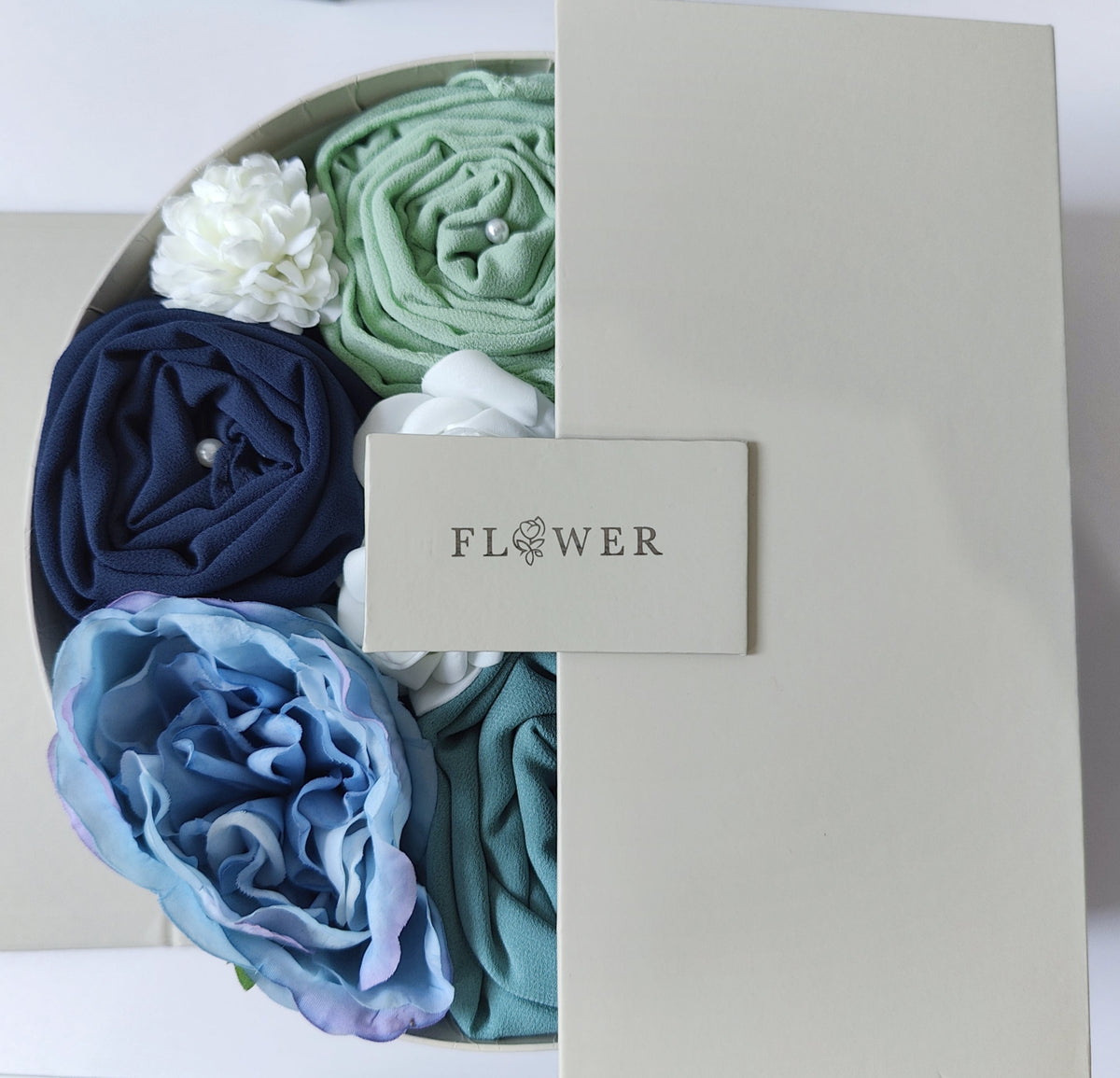 Build Your Own Personalised Hijab Gift Box – Bespoke