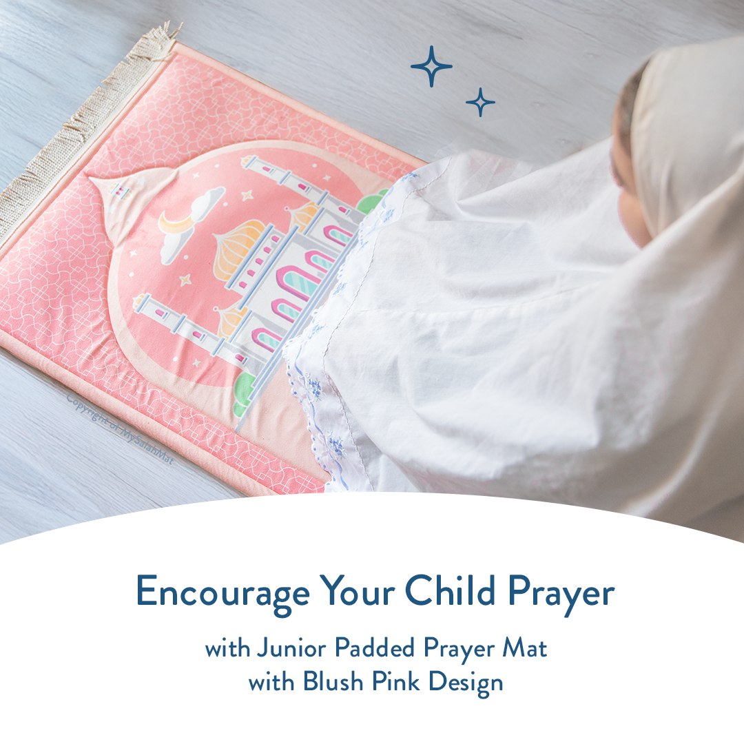 Tapis de prière rembourré pour enfants avec motif rose poudré | Urban Rugs UK | Un magnifique cadeau de Ramadan et d’Aïd pour vos proches