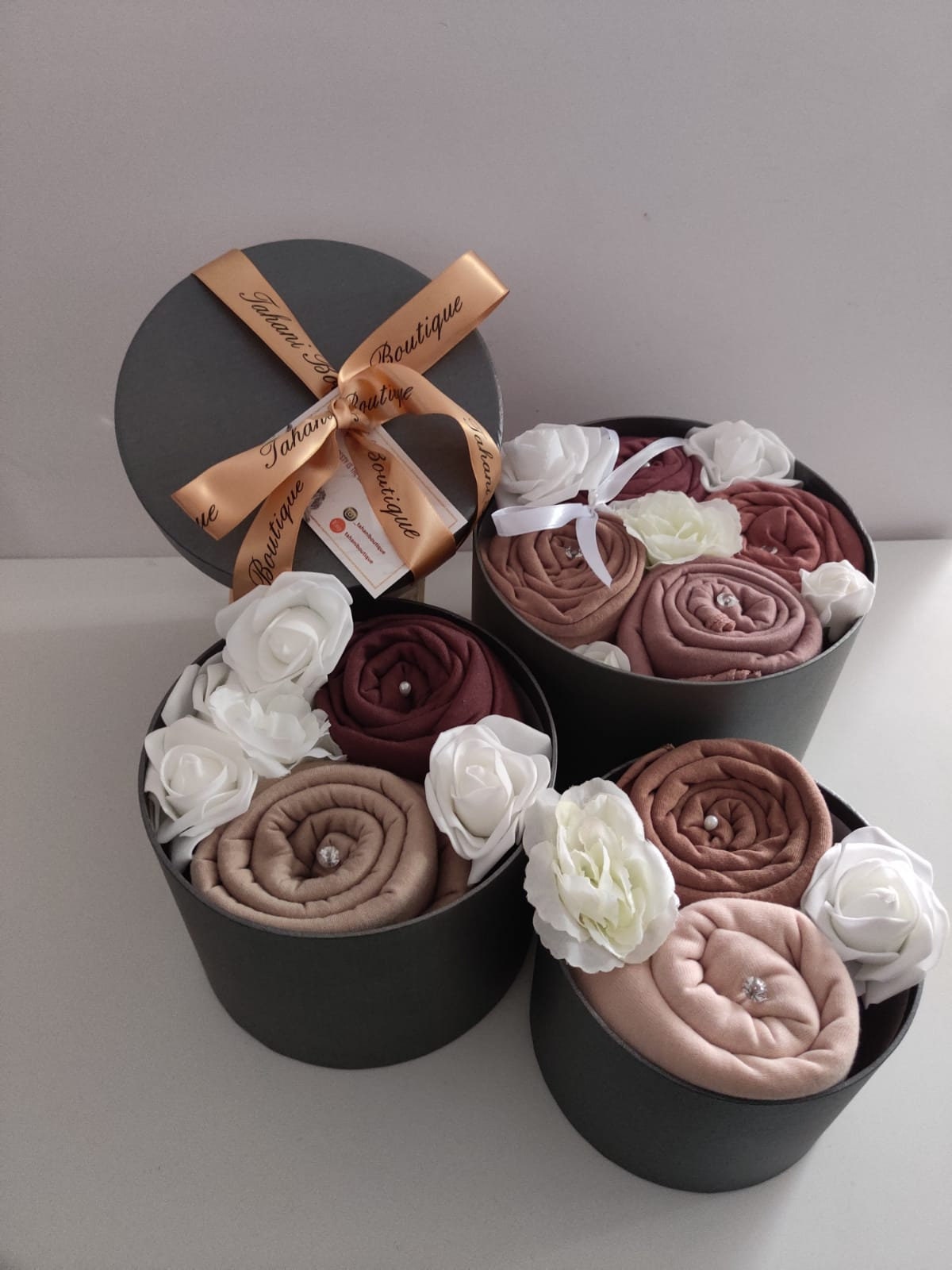 Serenity Hijab Gift Bouquet – Premium Scented Hat Box
