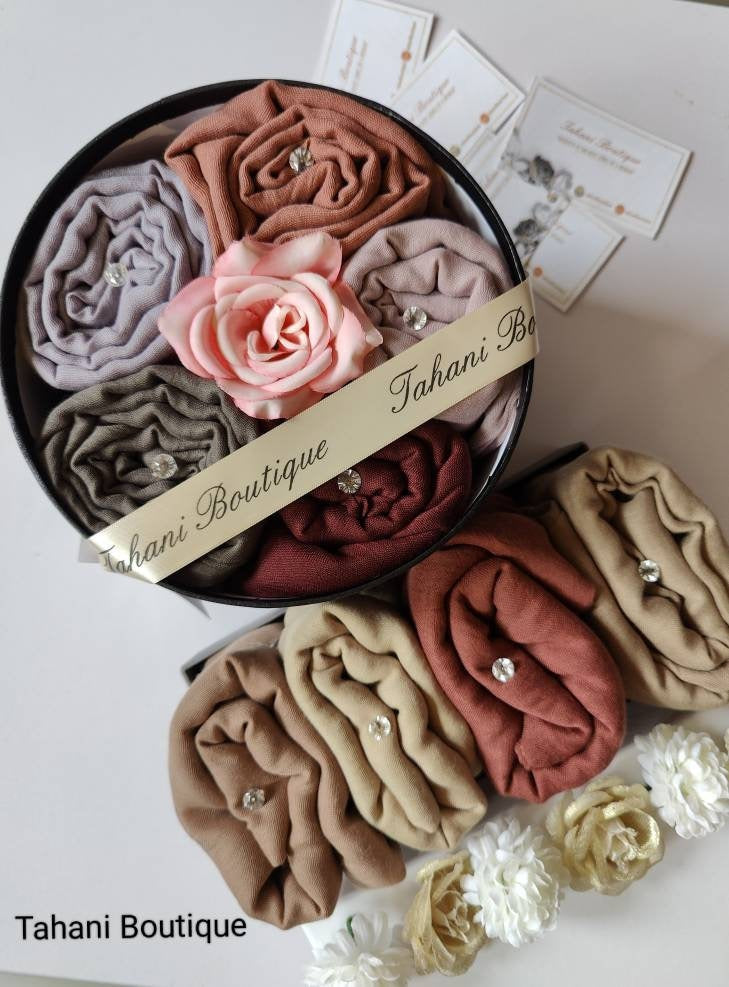 Luxury Hijab Gift Bouquet – Essence of Elegance