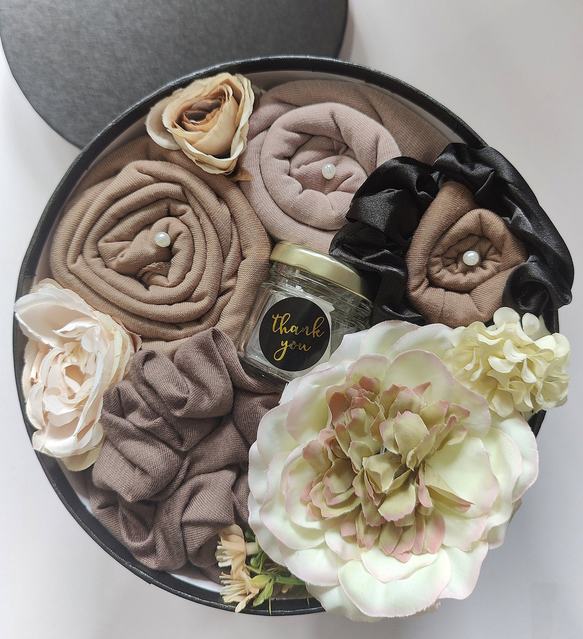 Hijab Gift Bouquet Set with Accessories – Eid & Occasions