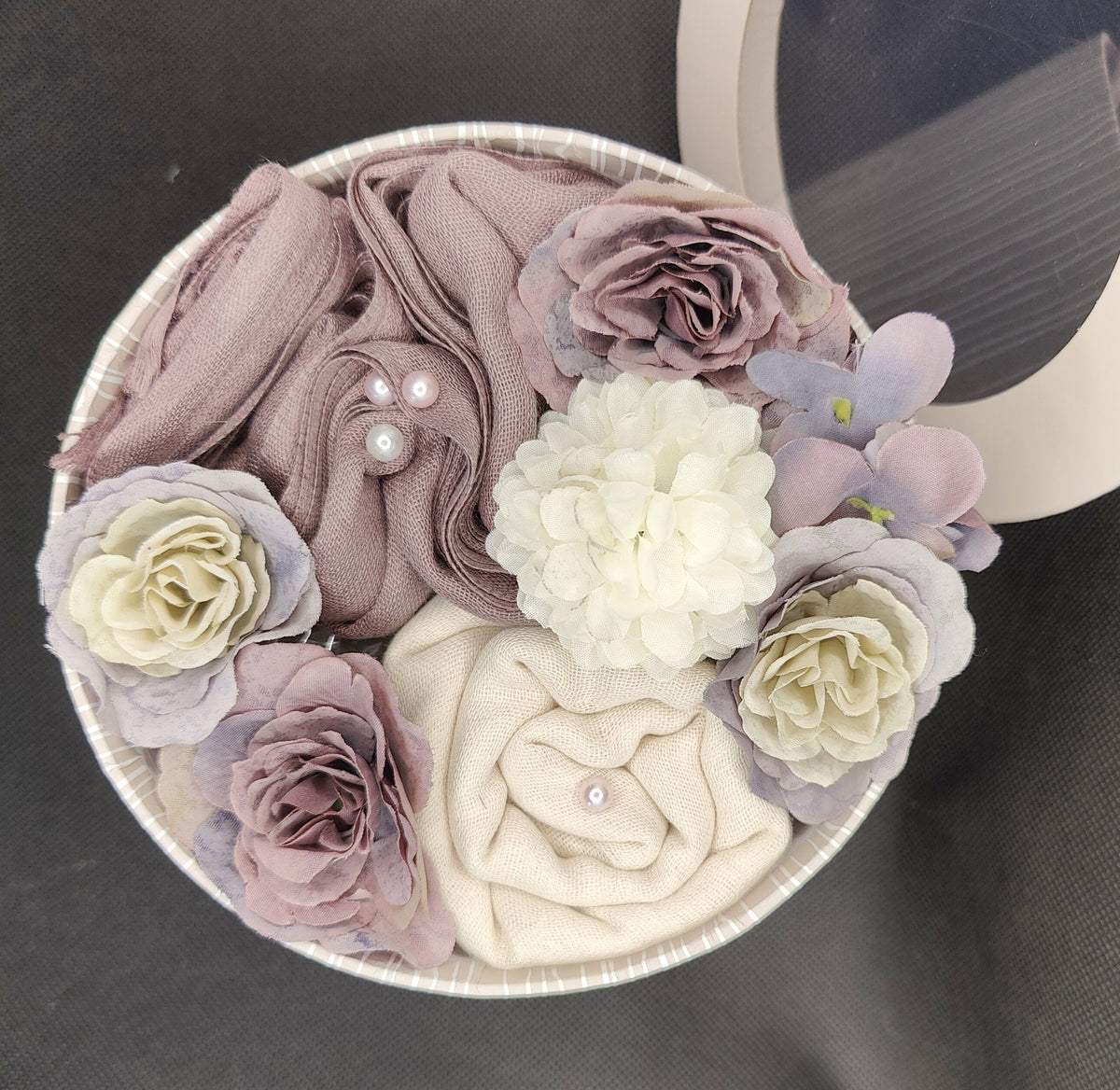 Lavender Hijab Gift Bouquet with Soy Candle – Luxury Box