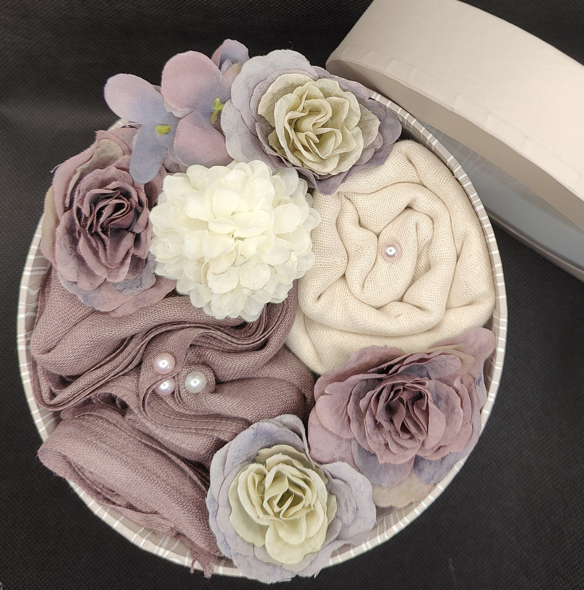 Lavender Hijab Gift Bouquet with Soy Candle – Luxury Box