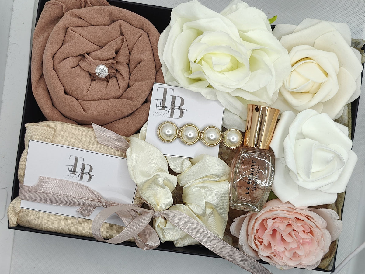 Hijab Starter Gift Set – Modesty Essentials with Pins & Cap
