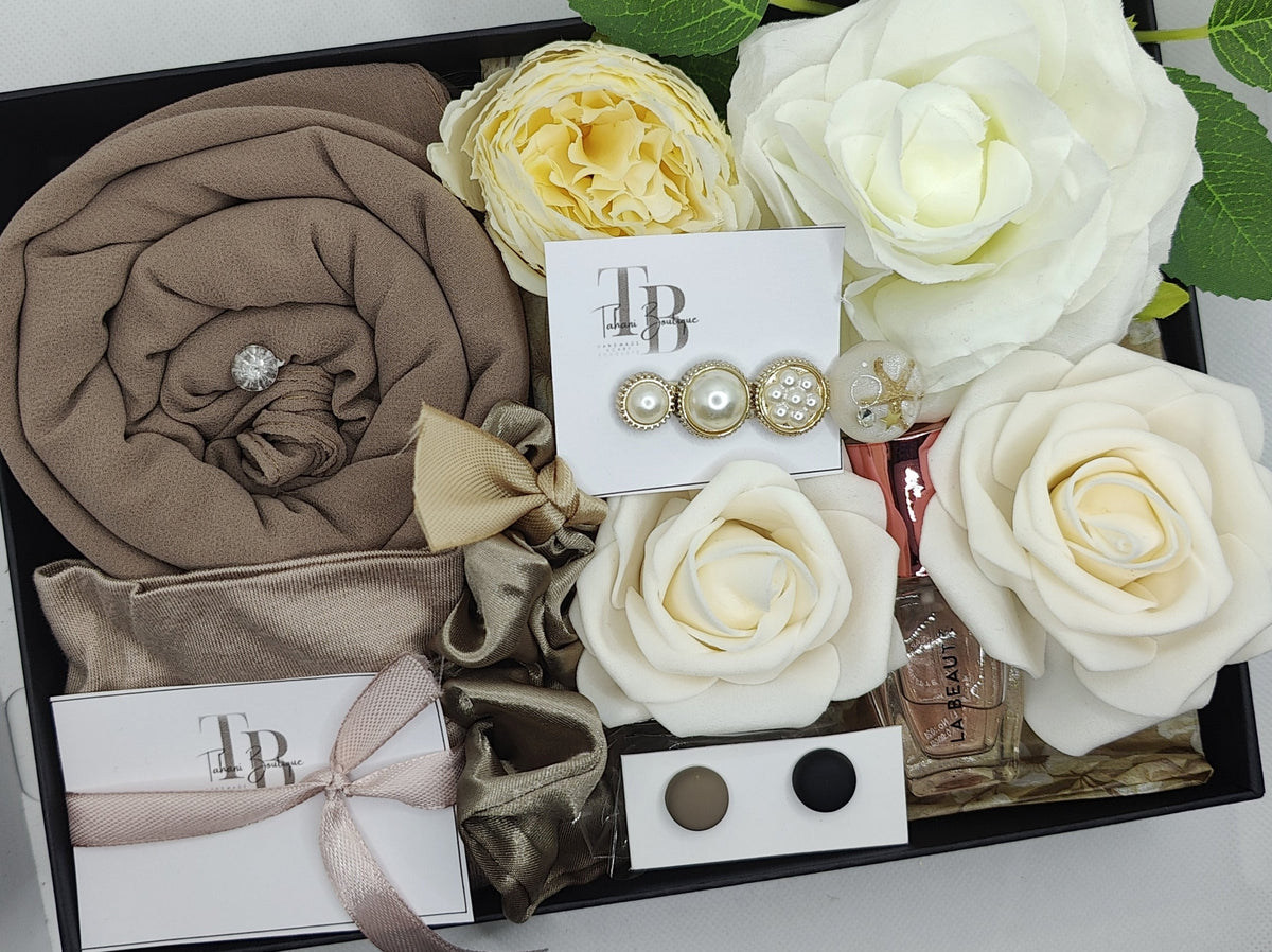 Hijab Starter Gift Set – Modesty Essentials with Pins & Cap