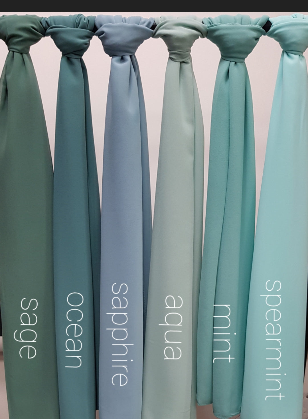 Classic Dubai Chiffon Hijab – Soft Premium Scarf 170x70cm
